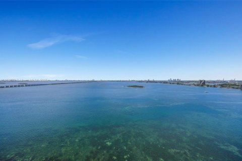 Condominio en venta en Miami, Florida, 2 dormitorios, 143.53 m2 № 1858645 - foto 3