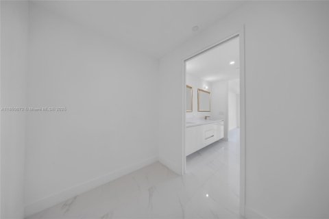 Condominio en venta en Miami, Florida, 2 dormitorios, 143.53 m2 № 1858645 - foto 30