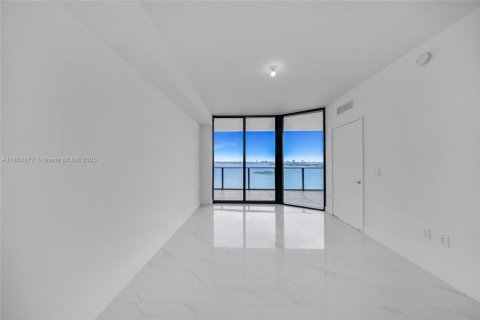 Condominio en venta en Miami, Florida, 2 dormitorios, 143.53 m2 № 1858645 - foto 24