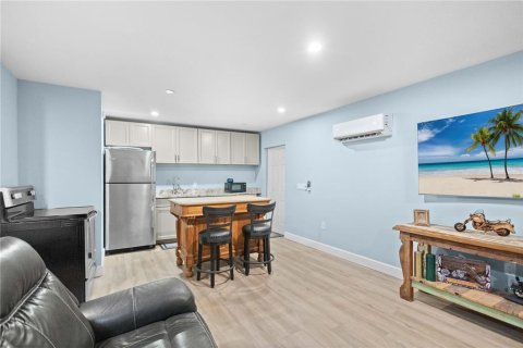 Villa ou maison à vendre à Bradenton, Floride: 9 chambres, 286.14 m2 № 2091753 - photo 27