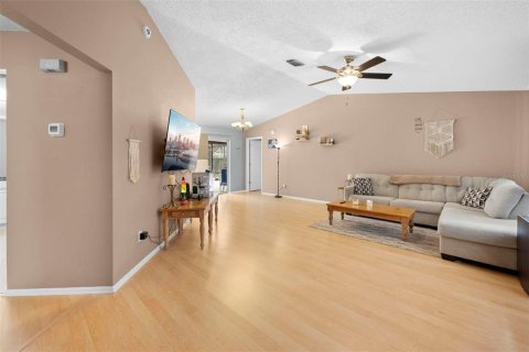 Casa en venta en Spring Hill, Florida, 2 dormitorios, 128.58 m2 № 1900914 - foto 9
