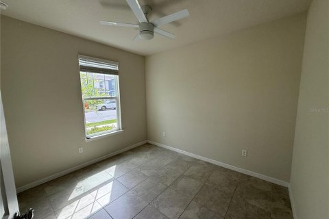 Townhouse in Orlando, Florida 4 bedrooms, 168.06 sq.m. № 2113268 - photo 4