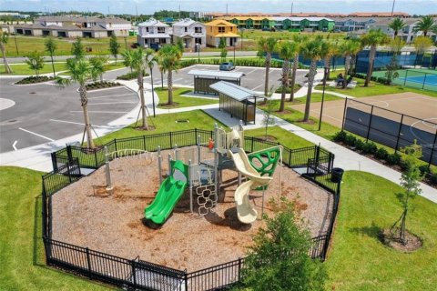 Townhouse in Orlando, Florida 4 bedrooms, 168.06 sq.m. № 2113268 - photo 30