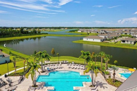 Townhouse in Orlando, Florida 4 bedrooms, 168.06 sq.m. № 2113268 - photo 27