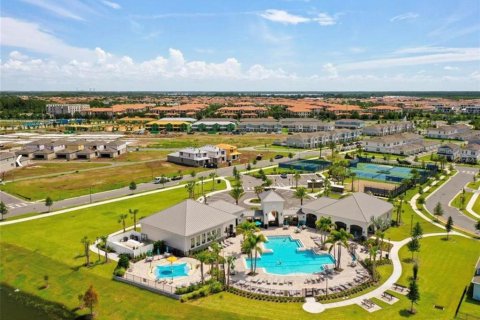 Townhouse in Orlando, Florida 4 bedrooms, 168.06 sq.m. № 2113268 - photo 25