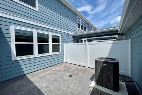 Townhouse in Orlando, Florida 4 bedrooms, 168.06 sq.m. № 2113268 - photo 9