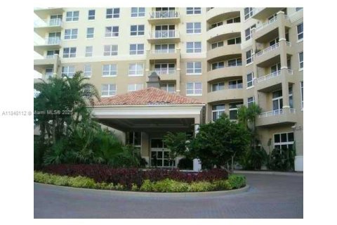 Condo in Aventura, Florida, 2 bedrooms  № 1849309 - photo 29