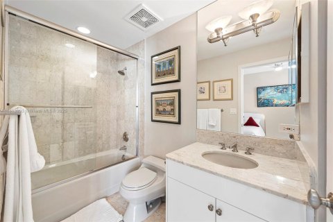 Copropriété à louer à Miami Beach, Floride: 3 chambres, 188.96 m2 № 1960017 - photo 30