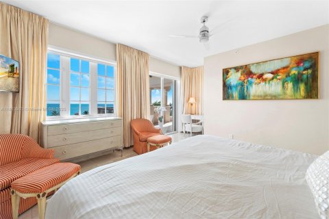 Copropriété à louer à Miami Beach, Floride: 3 chambres, 188.96 m2 № 1960017 - photo 19