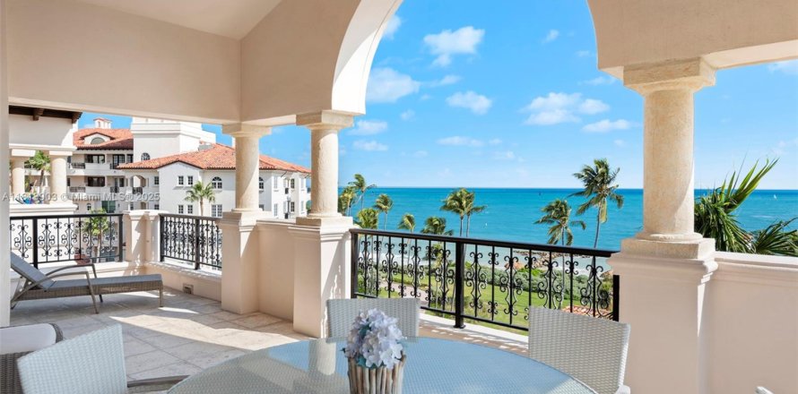 Condo à Miami Beach, Floride, 3 chambres № 1960017