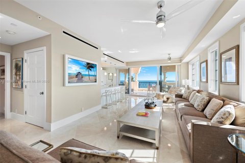 Copropriété à louer à Miami Beach, Floride: 3 chambres, 188.96 m2 № 1960017 - photo 5