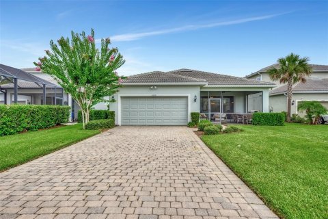 Villa ou maison à louer à Lakewood Ranch, Floride: 3 chambres, 182.46 m2 № 2097148 - photo 6