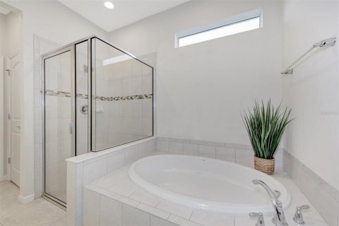 Villa ou maison à louer à Lakewood Ranch, Floride: 3 chambres, 182.46 m2 № 2097148 - photo 30