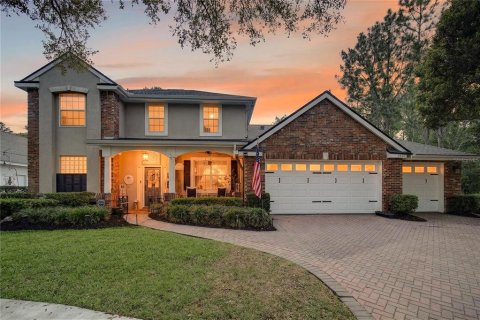 House in Mount Dora, Florida 3 bedrooms, 294.87 sq.m. № 2199405 - photo 2