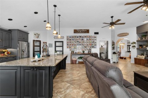 House in Mount Dora, Florida 3 bedrooms, 294.87 sq.m. № 2199405 - photo 26