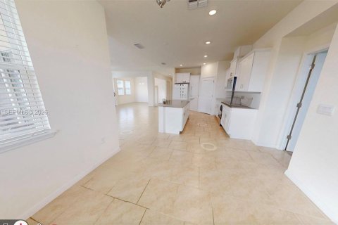 House in Kissimmee, Florida 4 bedrooms, 264.96 sq.m. № 2032846 - photo 20