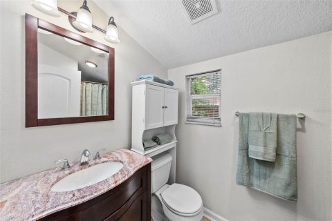 Villa ou maison à vendre à Tampa, Floride: 3 chambres, 94.39 m2 № 2215643 - photo 21