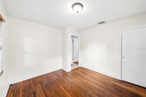 Villa ou maison à vendre à Tampa, Floride: 3 chambres, 94.39 m2 № 2215643 - photo 26