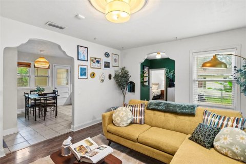 Villa ou maison à vendre à Tampa, Floride: 3 chambres, 94.39 m2 № 2215643 - photo 6