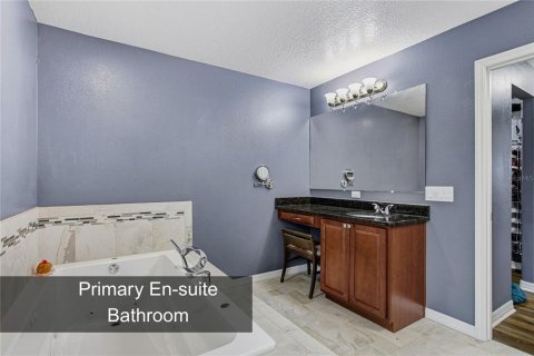 Villa ou maison à vendre à Newberry, Floride: 6 chambres, 362.32 m2 № 2418807 - photo 26