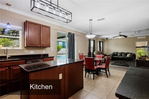 Villa ou maison à vendre à Newberry, Floride: 6 chambres, 362.32 m2 № 2418807 - photo 12