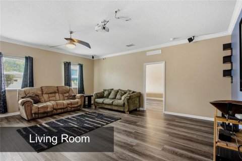 Villa ou maison à vendre à Newberry, Floride: 6 chambres, 362.32 m2 № 2418807 - photo 19