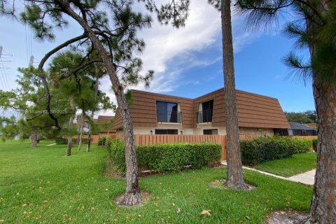 Touwnhouse à vendre à West Palm Beach, Floride: 2 chambres, 114.83 m2 № 1753089 - photo 5