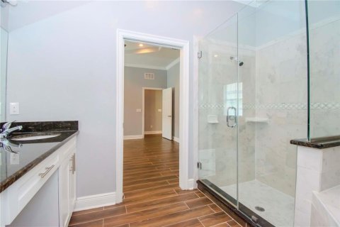 House in Tampa, Florida 4 bedrooms, 182.74 sq.m. № 1887019 - photo 28