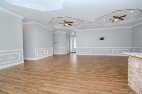 House in Tampa, Florida 4 bedrooms, 182.74 sq.m. № 1887019 - photo 14