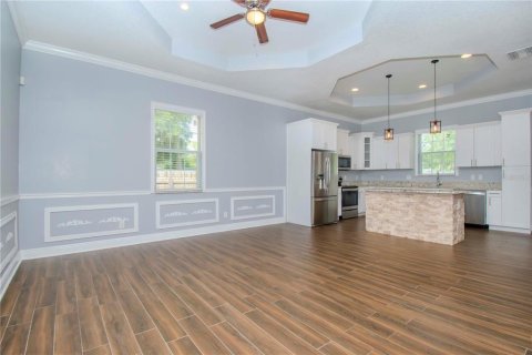 House in Tampa, Florida 4 bedrooms, 182.74 sq.m. № 1887019 - photo 16