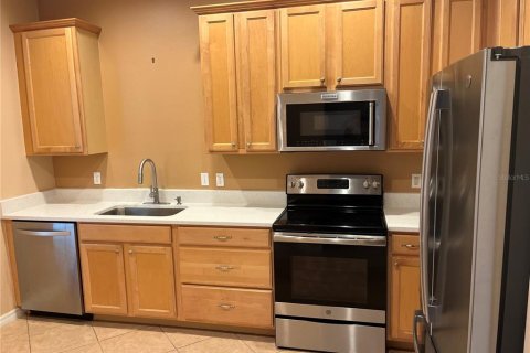 Townhouse in Orlando, Florida 3 bedrooms, 183.02 sq.m. № 2313452 - photo 10