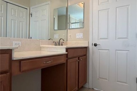 Townhouse in Orlando, Florida 3 bedrooms, 183.02 sq.m. № 2313452 - photo 28