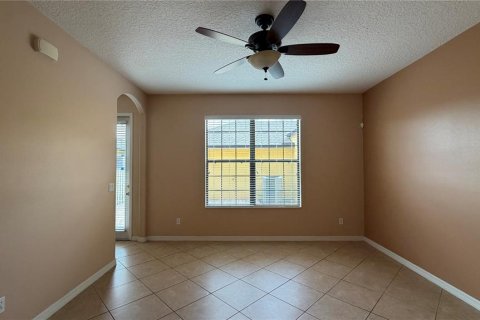 Townhouse in Orlando, Florida 3 bedrooms, 183.02 sq.m. № 2313452 - photo 8