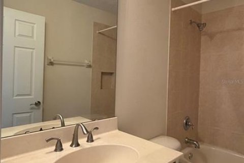 Townhouse in Orlando, Florida 3 bedrooms, 183.02 sq.m. № 2313452 - photo 27