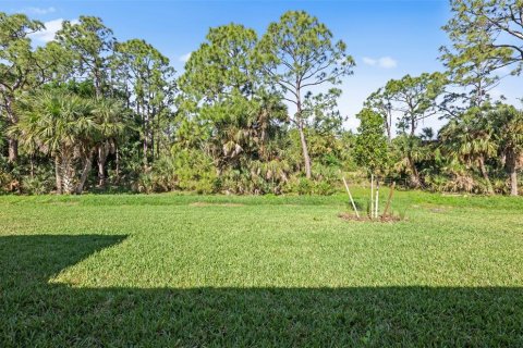 Villa ou maison à vendre à North Port, Floride: 4 chambres, 171.87 m2 № 2405403 - photo 16