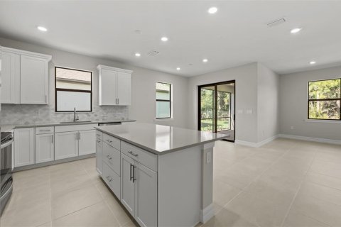 Villa ou maison à vendre à North Port, Floride: 4 chambres, 171.87 m2 № 2405403 - photo 3