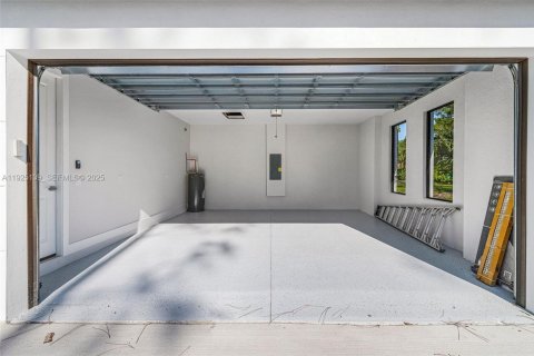 Casa en venta en Naples, Florida, 3 dormitorios, 141.12 m2 № 1983758 - foto 4