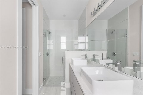 Casa en venta en Naples, Florida, 3 dormitorios, 141.12 m2 № 1983758 - foto 22