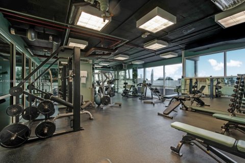 Condo in Miami Beach, Florida, 1 bedroom  № 2052850 - photo 22