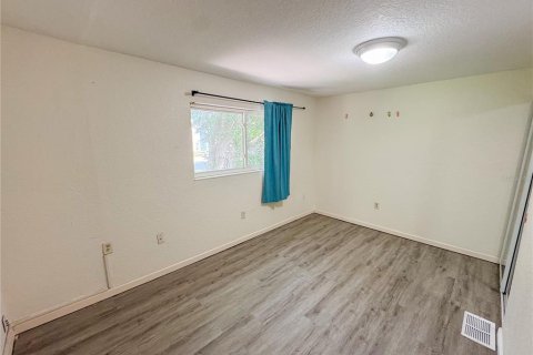 Condo in Gainesville, Florida, 2 bedrooms  № 1637056 - photo 18