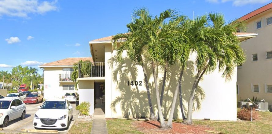 Studio in Lake Worth, Florida № 1216294