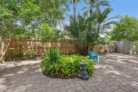 House in Clearwater, Florida 3 bedrooms, 106.28 sq.m. № 2238625 - photo 26
