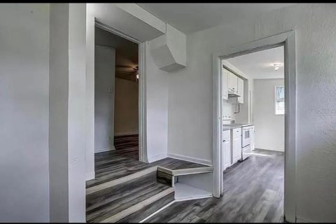 Villa ou maison à vendre à Tampa, Floride: 3 chambres, 96.71 m2 № 2259307 - photo 13