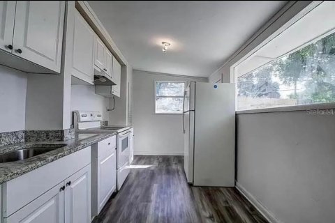 Villa ou maison à vendre à Tampa, Floride: 3 chambres, 96.71 m2 № 2259307 - photo 6