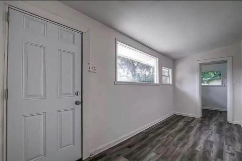 Villa ou maison à vendre à Tampa, Floride: 3 chambres, 96.71 m2 № 2259307 - photo 10
