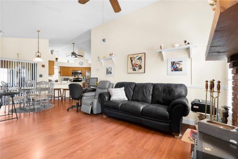Villa ou maison à vendre à Kissimmee, Floride: 3 chambres, 156.26 m2 № 2431252 - photo 7