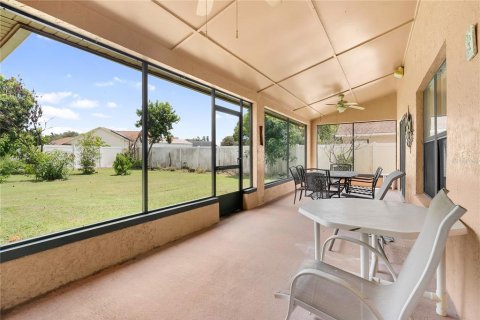 Villa ou maison à vendre à Kissimmee, Floride: 3 chambres, 156.26 m2 № 2431252 - photo 24