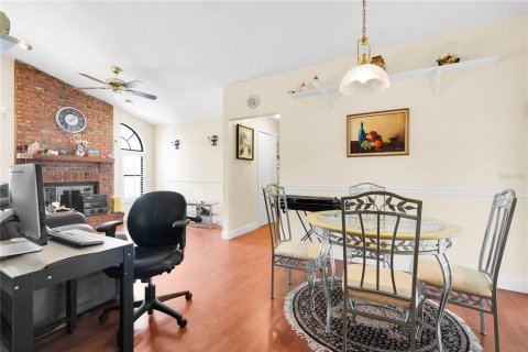 Villa ou maison à vendre à Kissimmee, Floride: 3 chambres, 156.26 m2 № 2431252 - photo 8