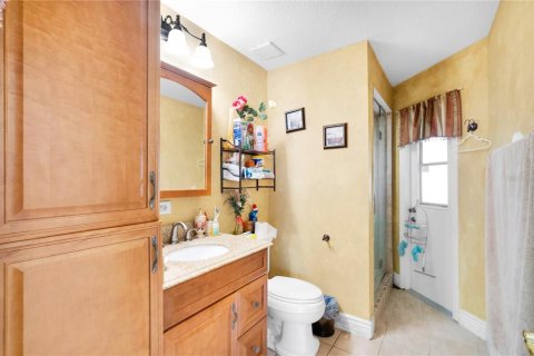 Villa ou maison à vendre à Kissimmee, Floride: 3 chambres, 156.26 m2 № 2431252 - photo 21