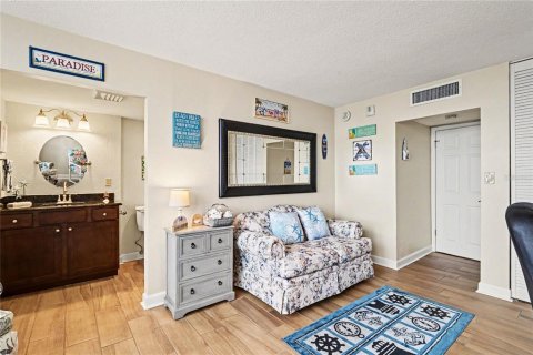 Copropriété à vendre à Daytona Beach Shores, Floride: 2 chambres, 99.59 m2 № 2239753 - photo 21